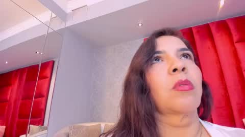 Kasandra Hall online show from 12/13/25, 11:43