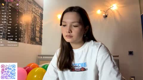 Kira online show from 09/14/25, 09:41