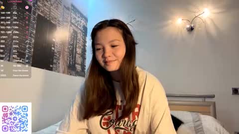 Kira online show from 09/22/25, 02:46