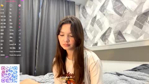 Kira online show from 10/27/25, 11:25