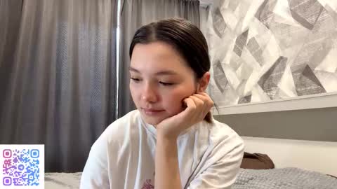 Kira online show from 11/06/25, 08:04