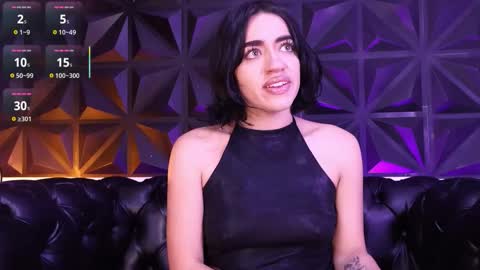 Snapshot of kassianoir_ chatting on 11/17/25, 12:11 Kasi online show from 11/17/25, 12:11