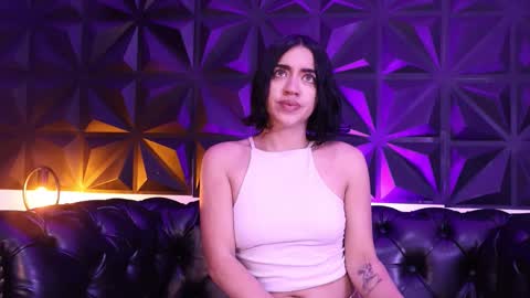 Snapshot of kassianoir_ chatting on 12/04/25, 12:03 Kasi online show from 12/04/25, 12:03