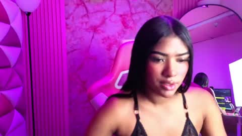 Snapshot of kassy_stone chatting on 07/19/26, 04:27 kassy Stone online show from 07/19/26, 04:27