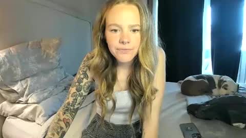 Snapshot of kassykitty29 chatting on 12/28/24, 09:40 Kitty Kat online show from 12/28/24, 09:40