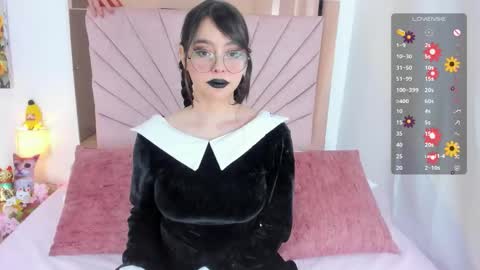 Snapshot of kasumi_jh chatting on 10/23/25, 04:34 Kasumi online show from 10/23/25, 04:34