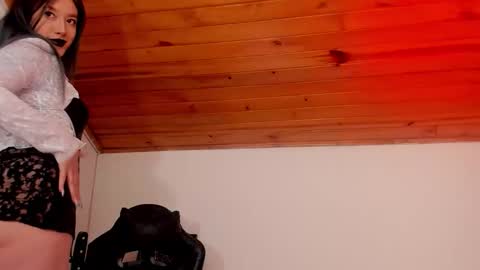 Alicia online show from 10/20/25, 06:19