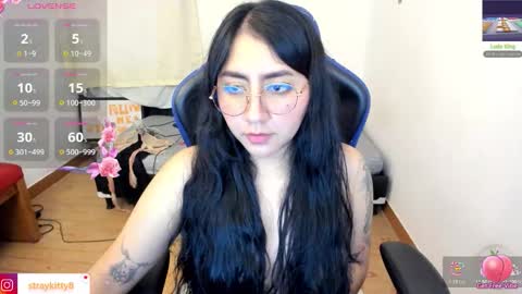 Kat       online show from 12/17/25, 06:58