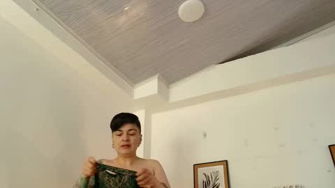 kat paradisse online show from 02/07/26, 11:47