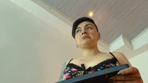 kat paradisse online show from 07/06/26, 11:51