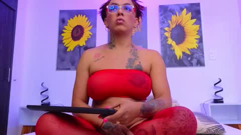 Katalina online show from 09/10/25, 11:43