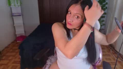 kate online show from 09/19/25, 03:45