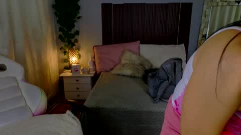 kate online show from 11/27/25, 03:14