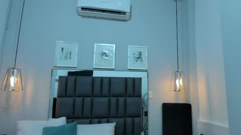 kataleya_west online show from 04/21/26, 01:42