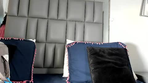 Snapshot of kataleya_west chatting on 07/18/26, 07:39 kataleya_west online show from 07/18/26, 07:39