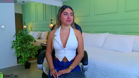 Kat online show from 04/21/26, 12:00