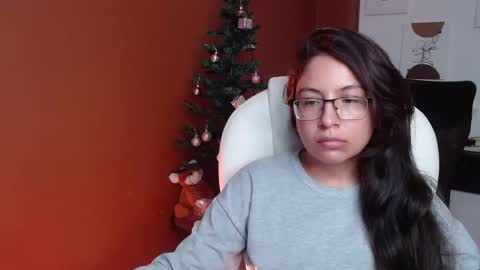 Snapshot of katalina_dm chatting on 01/03/25, 01:05 Katalina online show from 01/03/25, 01:05