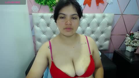 Snapshot of katalina_santana25 chatting on 12/21/24, 07:38 katalina santana25 online show from 12/21/24, 07:38