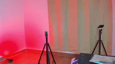 katalinaferreirax online show from 04/03/26, 01:14