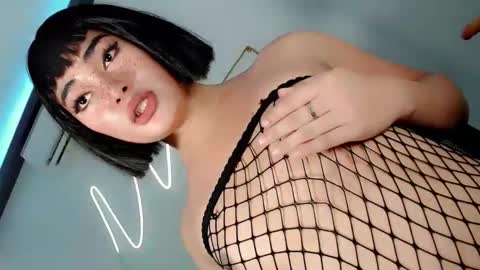 kataluna_hugecock69 online show from 02/15/26, 08:46