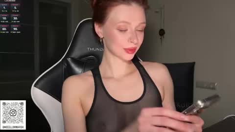 Snapshot of katana_white chatting on 03/20/26, 07:41 meeellowmarsh - Instagram online show from 03/20/26, 07:41