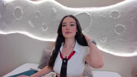 Kate online show from 11/24/25, 09:03