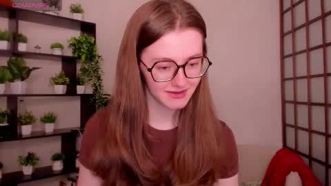 Snapshot of kate_cuddle chatting on 05/15/26, 02:29 Kate online show from 05/15/26, 02:29