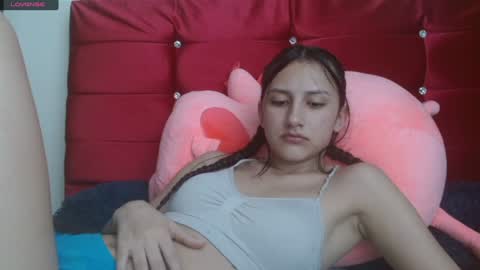 Snapshot of kate_davies chatting on 02/02/25, 08:08 kate online show from 02/02/25, 08:08