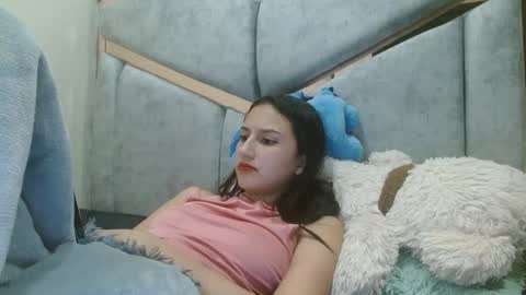 Snapshot of kate_davies chatting on 02/07/25, 11:13 kate online show from 02/07/25, 11:13