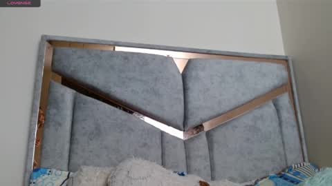 Snapshot of kate_davies chatting on 02/18/25, 08:25 kate online show from 02/18/25, 08:25