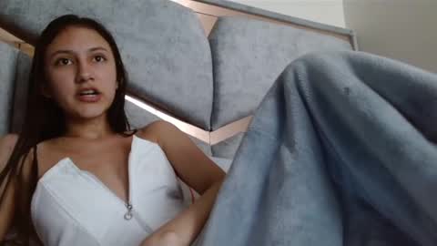 Snapshot of kate_davies chatting on 03/11/25, 02:40 kate online show from 03/11/25, 02:40