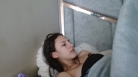 Snapshot of kate_davies chatting on 09/27/25, 08:36 kate online show from 09/27/25, 08:36