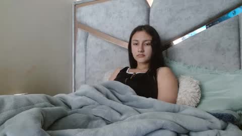 Snapshot of kate_davies chatting on 10/14/25, 06:42 kate online show from 10/14/25, 06:42