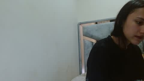 Snapshot of kate_davies chatting on 10/22/25, 11:26 kate online show from 10/22/25, 11:26