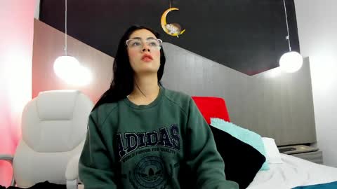 Kate Evans online show from 04/11/26, 10:52