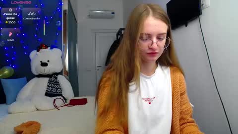 .Be kind and gentle with me and I will do my best for you.   online show from 02/15/25, 07:38