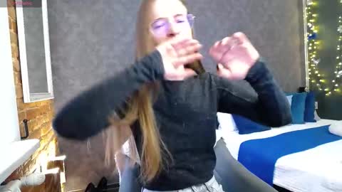 .Be kind and gentle with me and I will do my best for you.   online show from 11/22/25, 07:40