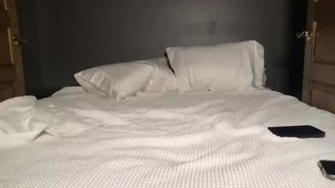 Kate Legend online show from 10/23/25, 04:45