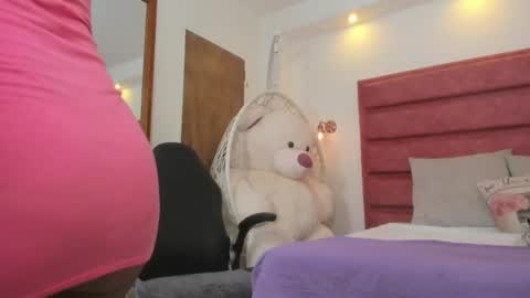 kate lua online show from 06/30/26, 01:06
