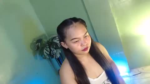 kate_lyn09 online show from 04/22/26, 11:50