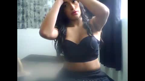 Danna online show from 05/15/26, 04:47