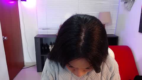 Kate  online show from 01/28/25, 12:00