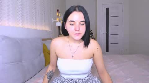 KATE online show from 01/11/25, 05:51