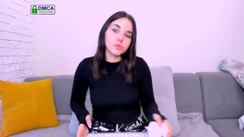 KATE online show from 09/18/25, 04:58