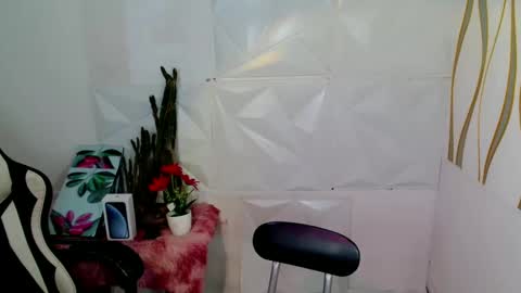 Kate online show from 12/21/24, 02:41