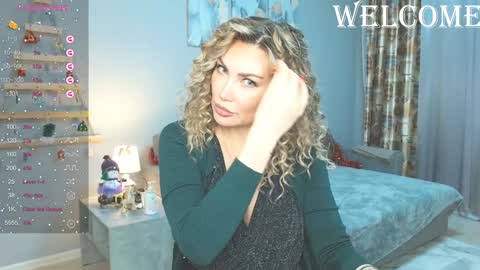 Therapist online show from 12/25/24, 07:56