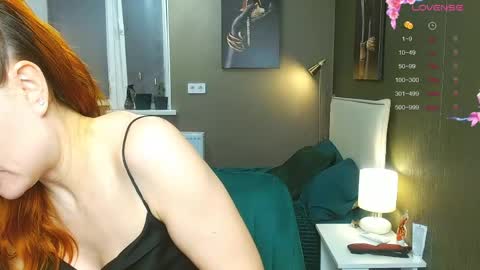 Snapshot of kate_space chatting on 05/14/26, 09:32 Therapist online show from 05/14/26, 09:32