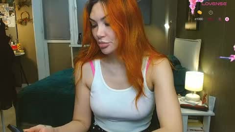 Snapshot of kate_space chatting on 05/17/26, 08:05 Therapist online show from 05/17/26, 08:05
