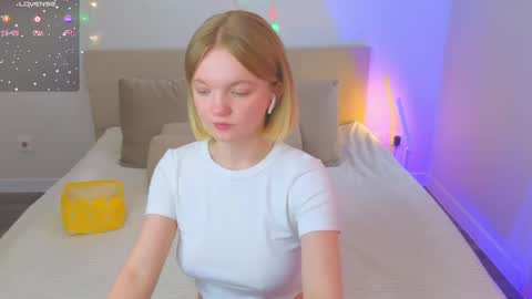 katebunnys online show from 03/21/26, 04:39