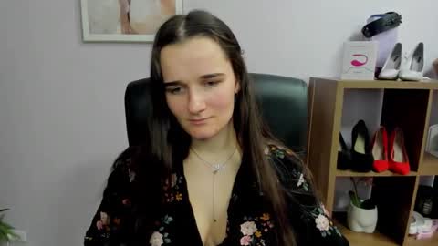 Kate  online show from 11/30/25, 02:32